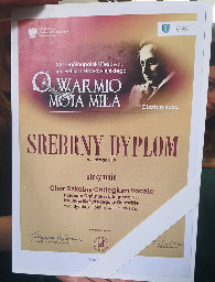 CHÓR SZKOLNY ZDOBYŁ SREBRNE PASMO W XIX OGÓLNOPOLSKIM FESTIWALU IM. F. NOWOWIEJSKIEGO O WARMIO MOJA MIŁA