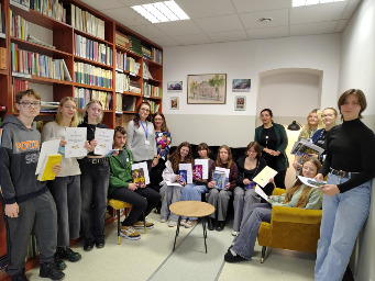 PODSUMOWANIE OBCHODÓW MIĘDZYNARODOWEGO MIESIĄCA BIBLIOTEK  SZKOLNYCH
