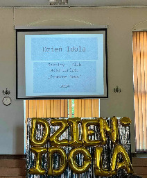 DZIEŃ IDOLA
