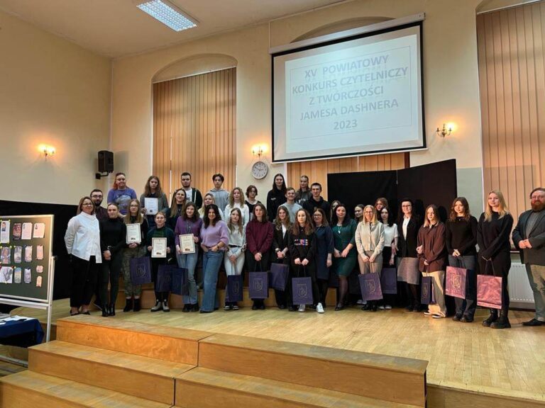 14.03.2023-XV Powiatowy Konkurs Czytelniczy z Literatury Fantasy — zdjęcie 1