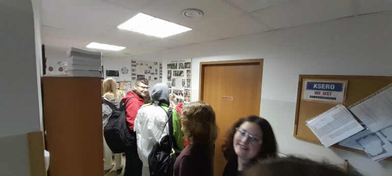 07.11.2023-Podsumowanie obchodów Międzynarodowego Miesiąca Bibliotek Szkolnych w Bażyniaku — zdjęcie 11