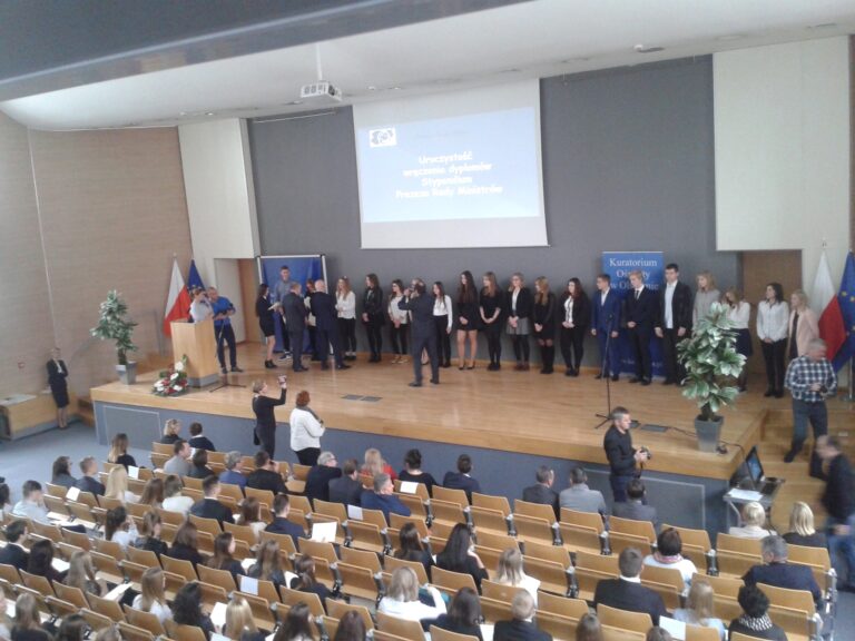 15.11.2016-Stypendium Prezesa Rady Ministrów — zdjęcie 2
