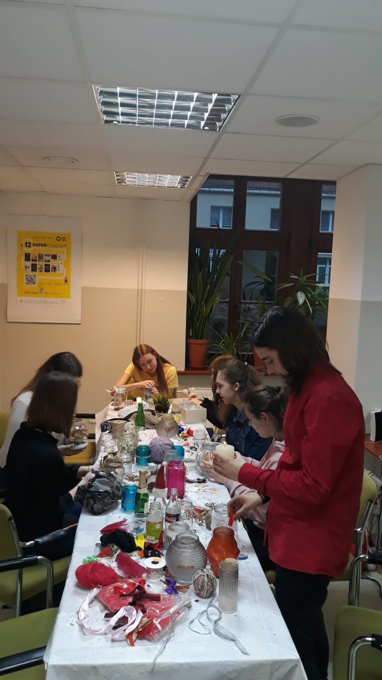 29.11.2019-Zajęcia z rękodzieła — zdjęcie 9