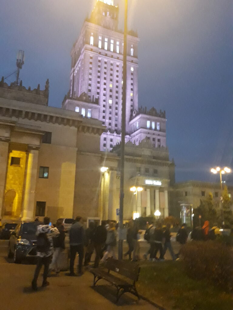 27.10.2021-Wycieczka kl.1A do Warszawy — zdjęcie 5
