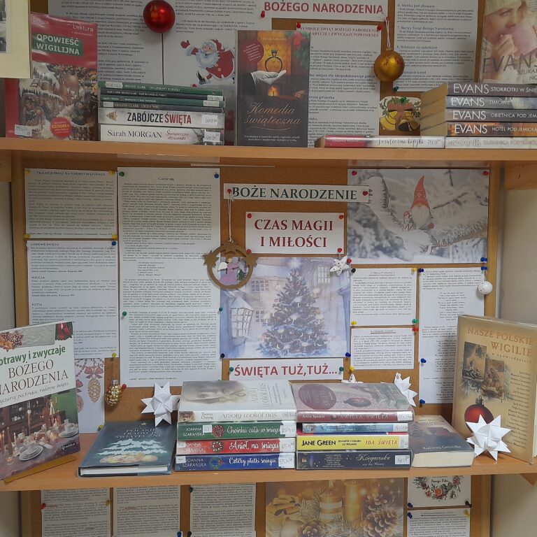 05.12.2022-Wystawa w bibliotece: W oczekiwaniu na święta Bożego Narodzenia — zdjęcie 3