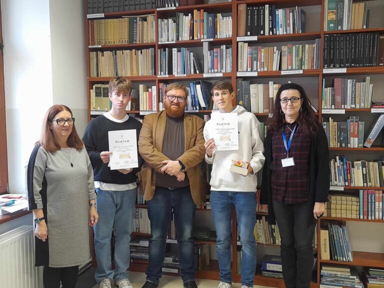 07.11.2023-Podsumowanie obchodów Międzynarodowego Miesiąca Bibliotek Szkolnych w Bażyniaku — zdjęcie 13