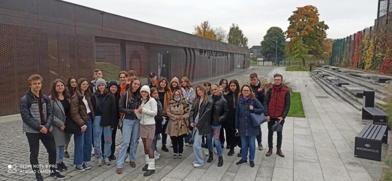 17-20.10.2021-Wycieczka kl. 3B do Wrocławia — zdjęcie 3
