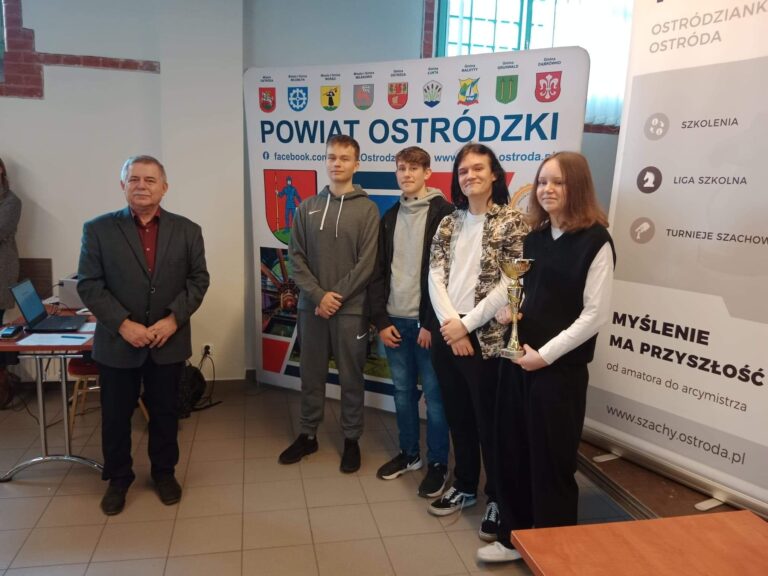 29.10.2022-Mistrzostwa Powiatu Ostródzkiego Szkół Ponadpodstawowych w Szachach — zdjęcie 2