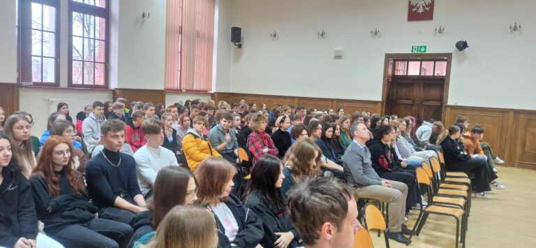 15-30.11.2022-Wystawa "Ojcowie Niepodległości" — zdjęcie 7