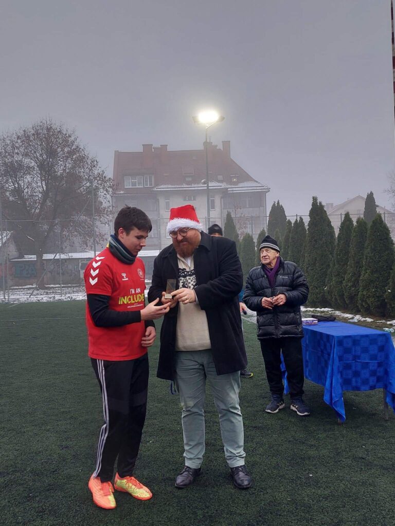 06.12.2022-Mikołajki na sportowo — zdjęcie 2