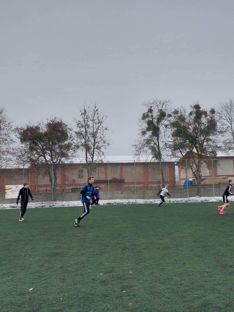 06.12.2022-Mikołajki na sportowo — zdjęcie 5
