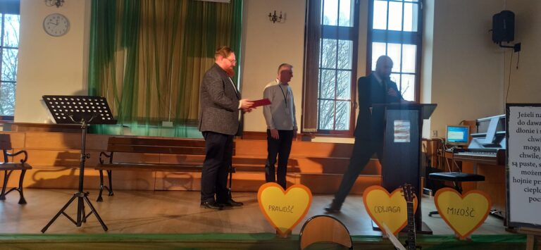 01.12.2022-Szkolna Gala Wolontariatu — zdjęcie 35