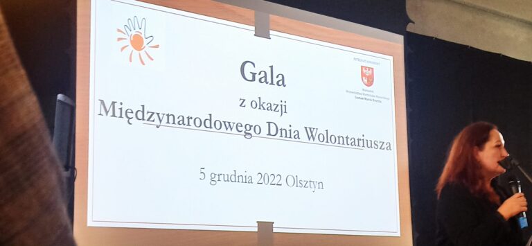 05.12.2022-Wojewódzka Gala z okazji Międzynarodowego Dnia Wolontariusza w Olsztynie — zdjęcie 4