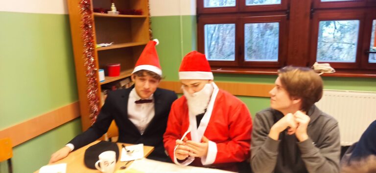 22.12.2022-Konkutrs na najładniej udekorowaną salę — zdjęcie 9