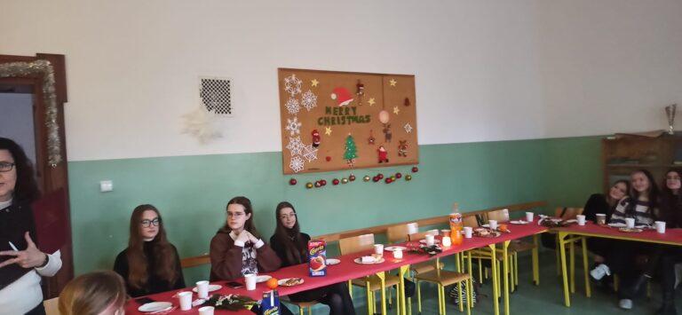 22.12.2022-Konkutrs na najładniej udekorowaną salę — zdjęcie 15