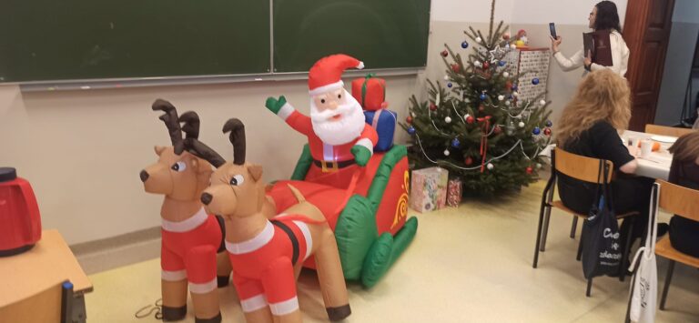 22.12.2022-Konkutrs na najładniej udekorowaną salę — zdjęcie 35