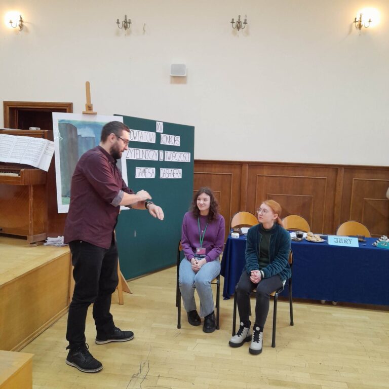 14.03.2023-XV Powiatowy Konkurs Czytelniczy z Literatury Fantasy — zdjęcie 19