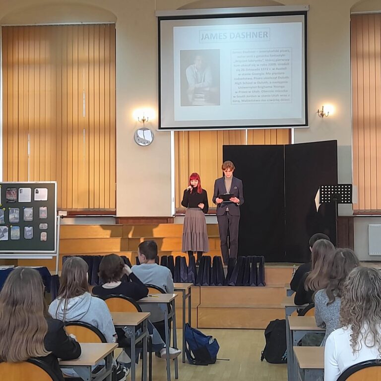 14.03.2023-XV Powiatowy Konkurs Czytelniczy z Literatury Fantasy — zdjęcie 44