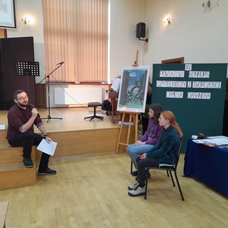 14.03.2023-XV Powiatowy Konkurs Czytelniczy z Literatury Fantasy — zdjęcie 58