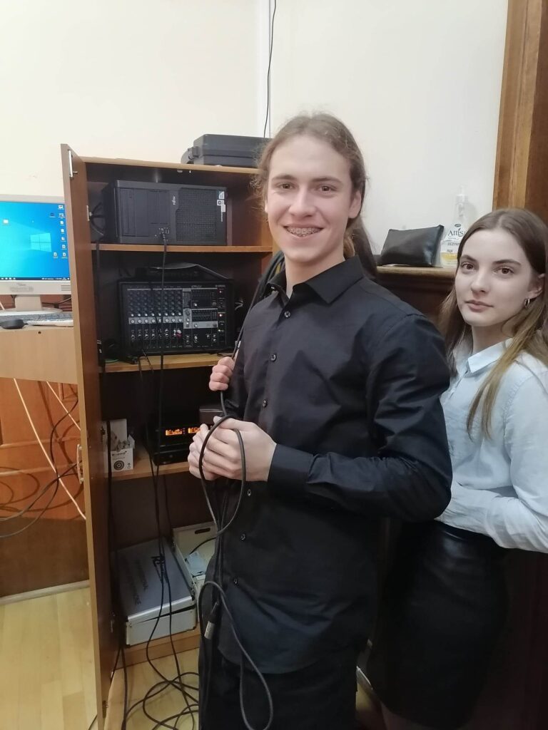 14.03.2023-XV Powiatowy Konkurs Czytelniczy z Literatury Fantasy — zdjęcie 69