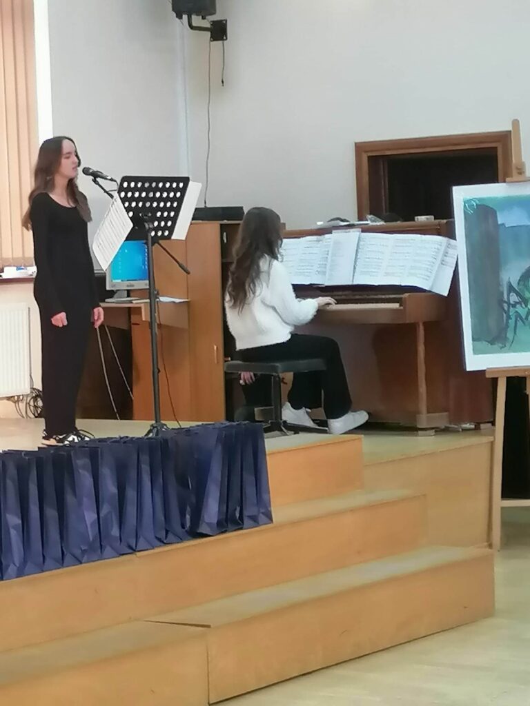 14.03.2023-XV Powiatowy Konkurs Czytelniczy z Literatury Fantasy — zdjęcie 73