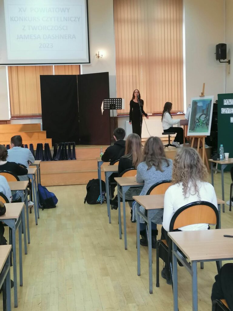 14.03.2023-XV Powiatowy Konkurs Czytelniczy z Literatury Fantasy — zdjęcie 83