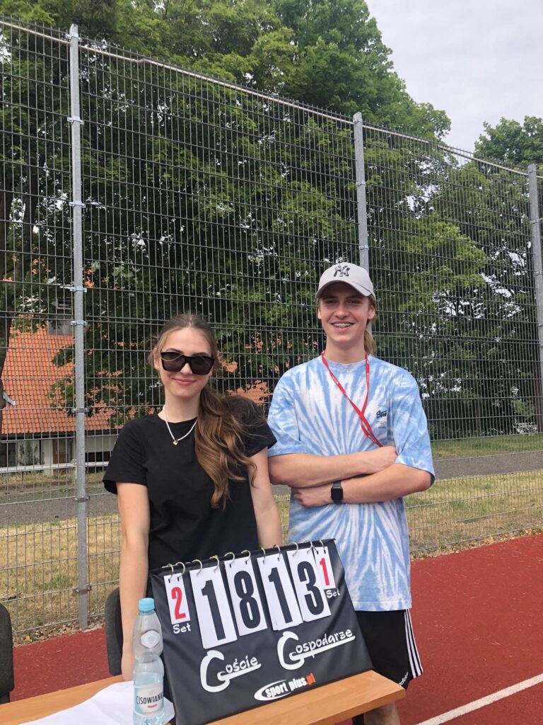 21.06.2023-Turniej Sportowy z okazji 25-lecia "Fundacji Świat na Tak" — zdjęcie 13