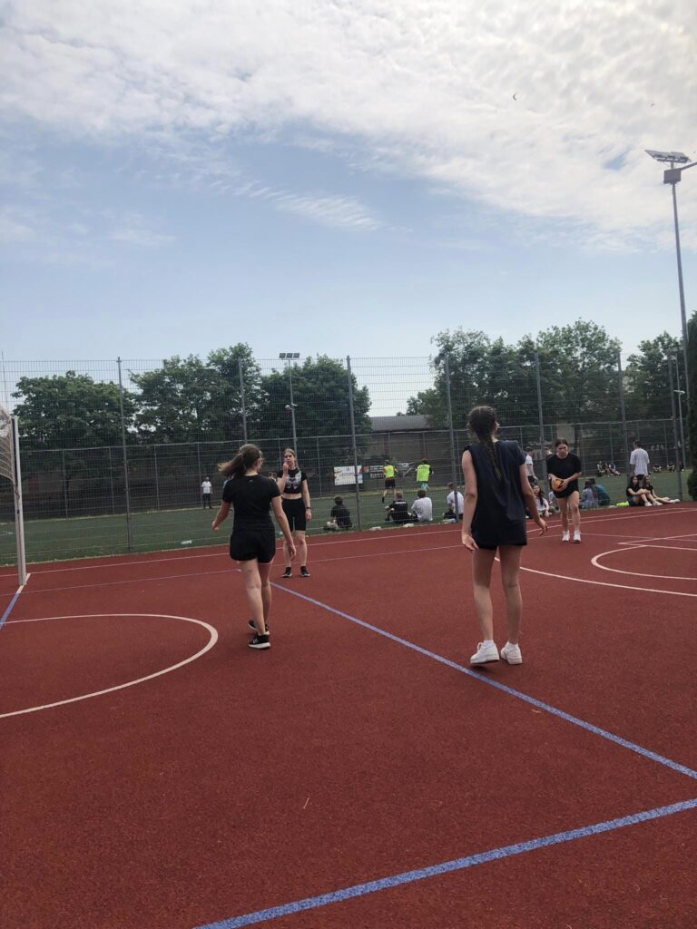 21.06.2023-Turniej Sportowy z okazji 25-lecia "Fundacji Świat na Tak" — zdjęcie 19
