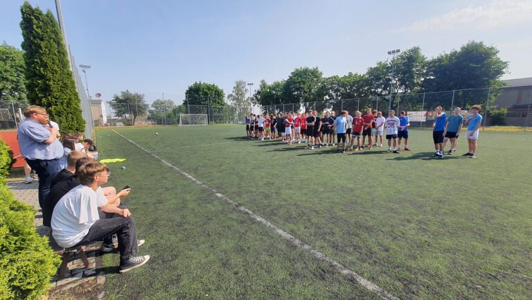 21.06.2023-Turniej Sportowy z okazji 25-lecia "Fundacji Świat na Tak" — zdjęcie 20