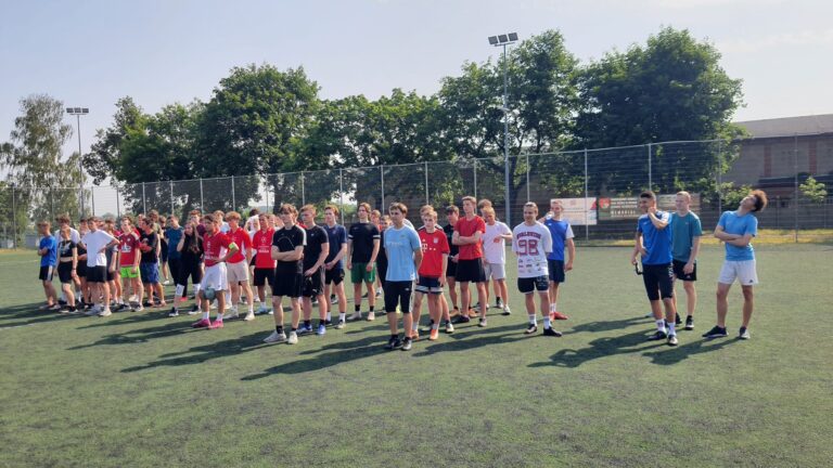 21.06.2023-Turniej Sportowy z okazji 25-lecia "Fundacji Świat na Tak" — zdjęcie 23