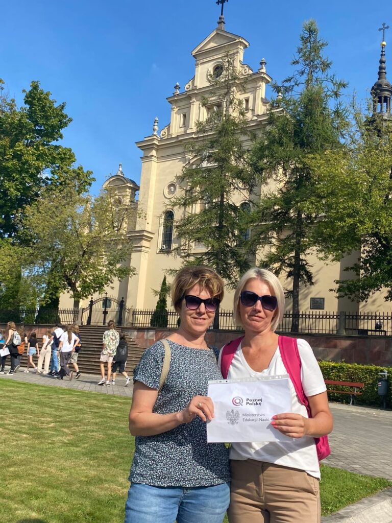 18-22.09.2023-Wycieczka klas 2D i 2E w Góry Świętokrzyskie — zdjęcie 11