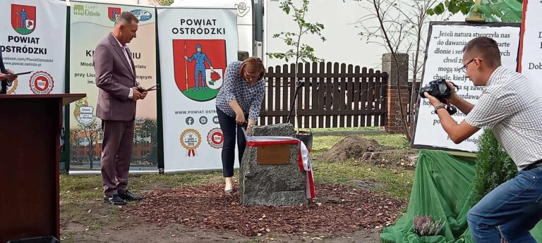 18-22.09.2023-Wycieczka klas 2D i 2E w Góry Świętokrzyskie — zdjęcie 21