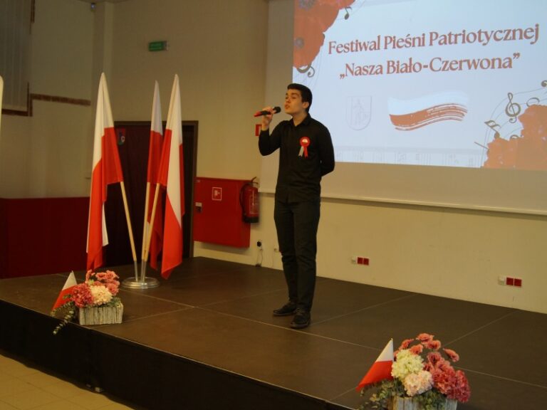 29.04.2024-Festiwal Pieśni Patriotycznej "Nasza Biało - Czerwona" — zdjęcie 1