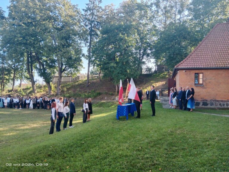 02.09.2024-ROZPOCZĘCIE ROKU SZKOLNEGO — zdjęcie 3