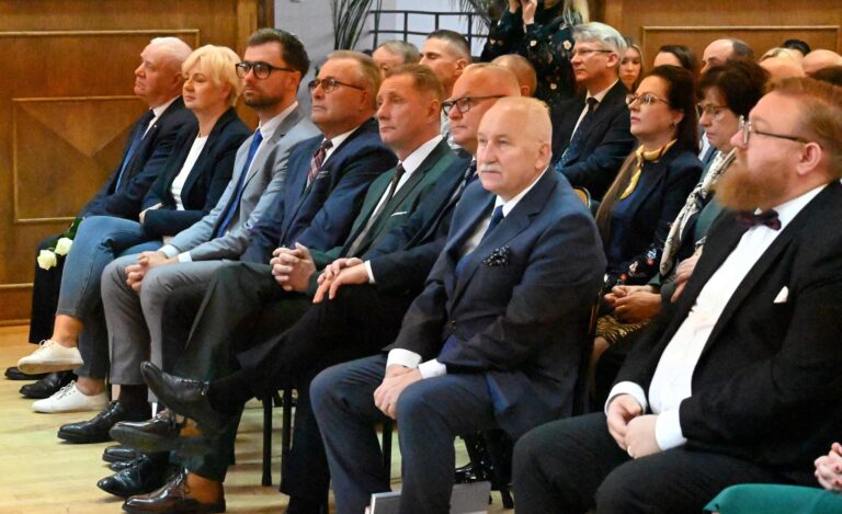 14.10.2024-POWIATOWY DZIEŃ EDUKACJI NARODOWEJ — zdjęcie 18