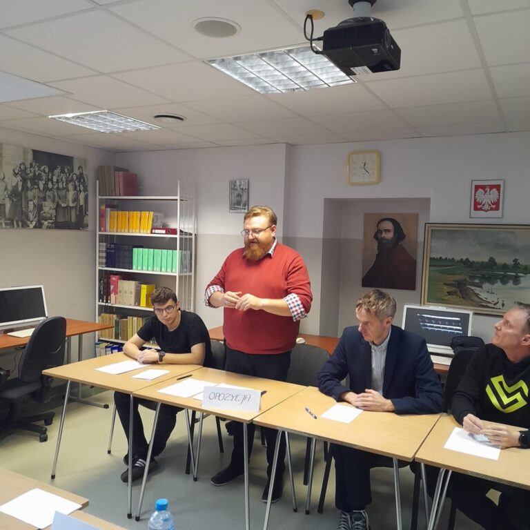 18.10.2024-PRÓBA GENERALNA PRZED FINAŁEM TURNIEJU DEBAT HISTORYCZNYCH — zdjęcie 2