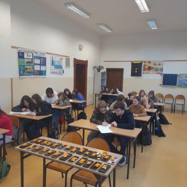 28.10.2024-KONKURS CZYTELNICZY: CO WIESZ O BIBLIOTEKACH I KSIĄŻKACH? — zdjęcie 11