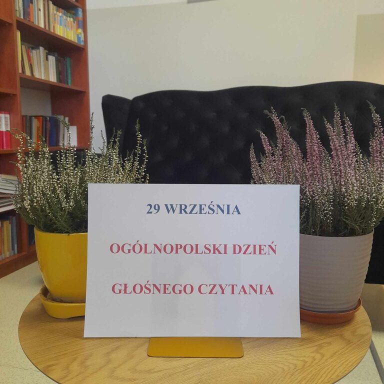 27.09.2024-OGÓLNOPOLSKI DZIEŃ GŁOŚNEGO CZYTANIA — zdjęcie 11