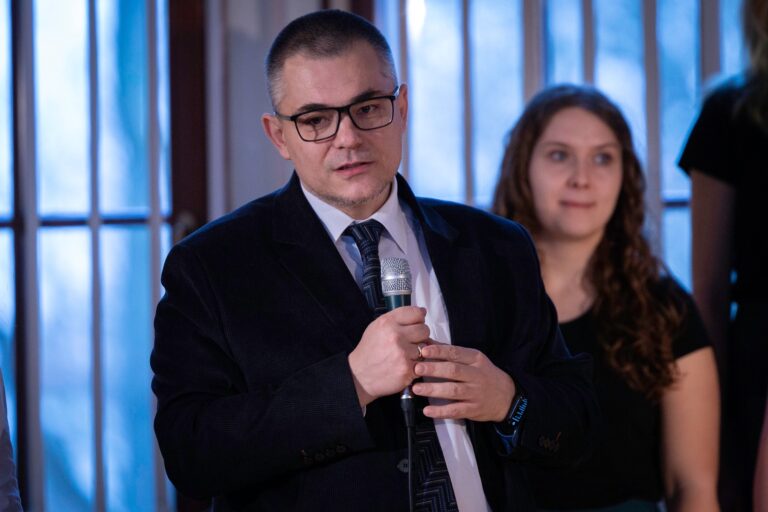 27.11.2024-KONCERT "OD NIEPODLEGŁOŚCI DO NIEPODLEGŁOŚCI - HISTORIA MUZYKĄ OPOWIEDZIANA" — zdjęcie 6