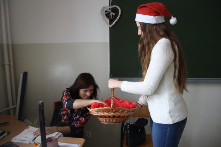 06.12.2018-Mikołajki w szkole — zdjęcie 30