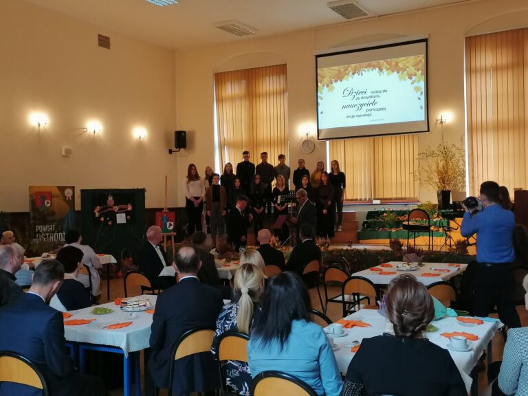 14.10.2021-Powiatowy Dzień Edukacji Narodowej — zdjęcie 28