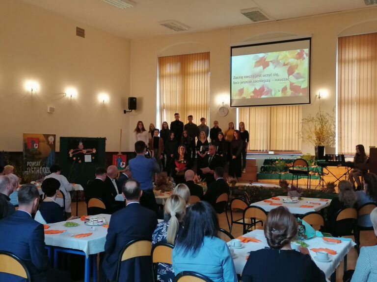 14.10.2021-Powiatowy Dzień Edukacji Narodowej — zdjęcie 31