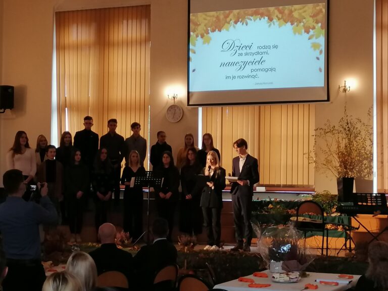 14.10.2021-Powiatowy Dzień Edukacji Narodowej — zdjęcie 44