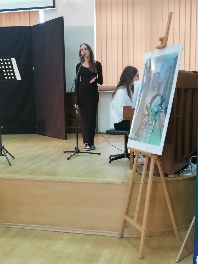 14.03.2023-XV Powiatowy Konkurs Czytelniczy z Literatury Fantasy — zdjęcie 111