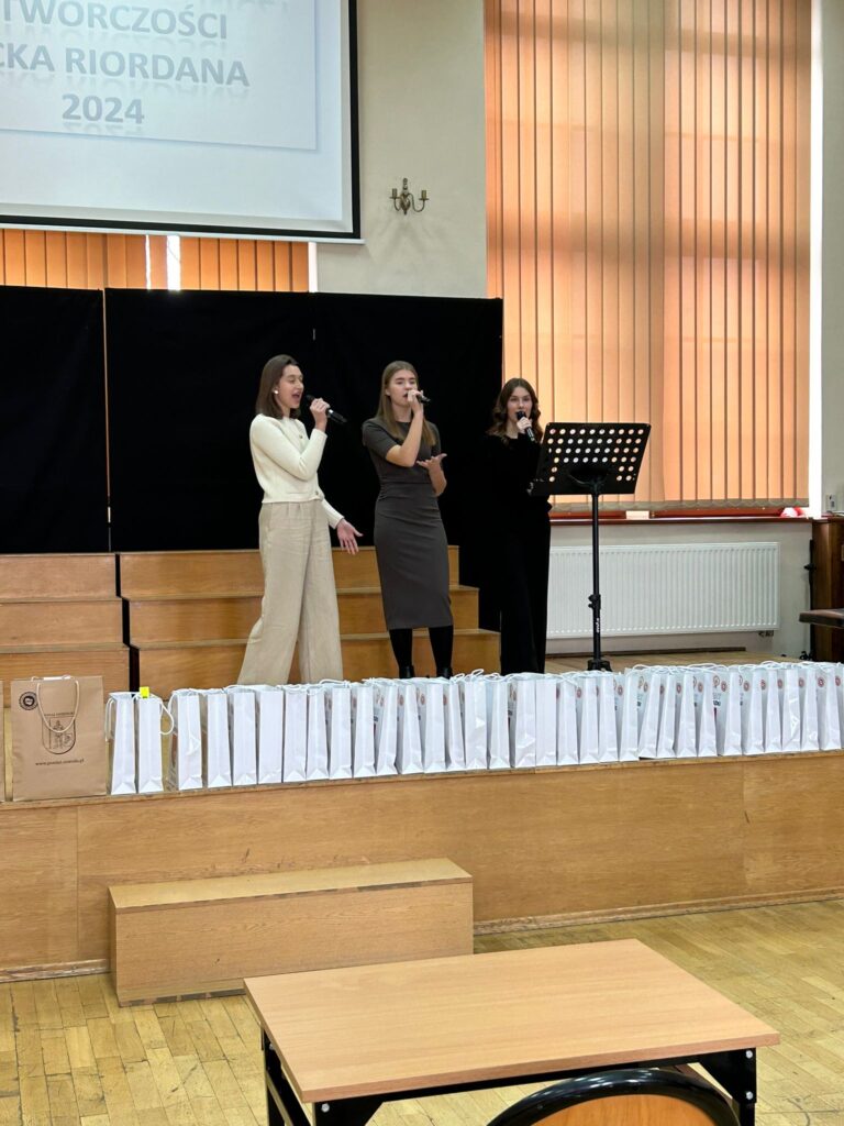 21.03.2024-XVI Powiatowy Konkurs z Literatury Fantasy — zdjęcie 27