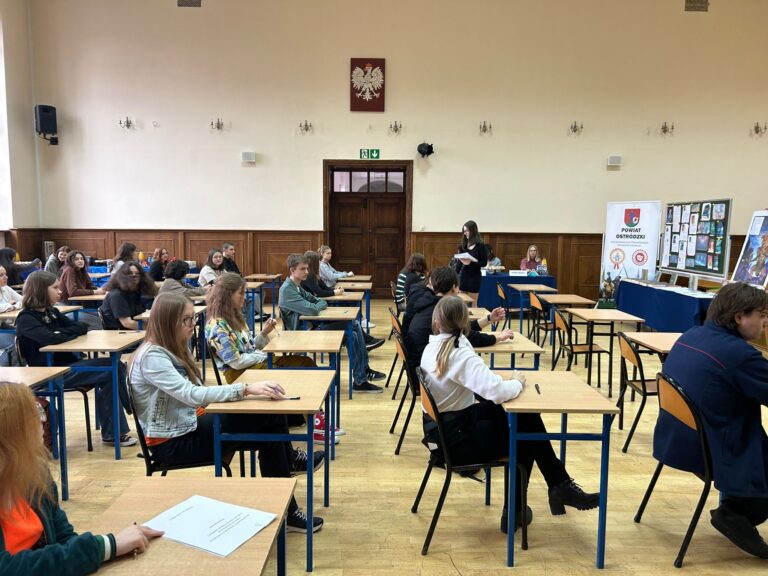 21.03.2024-XVI Powiatowy Konkurs z Literatury Fantasy — zdjęcie 43