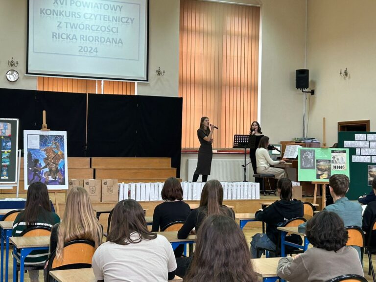 21.03.2024-XVI Powiatowy Konkurs z Literatury Fantasy — zdjęcie 44