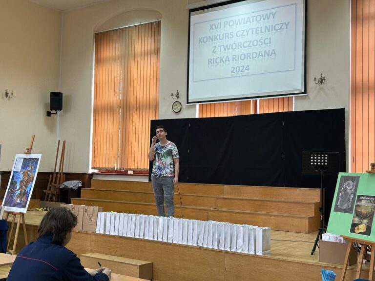 21.03.2024-XVI Powiatowy Konkurs z Literatury Fantasy — zdjęcie 61