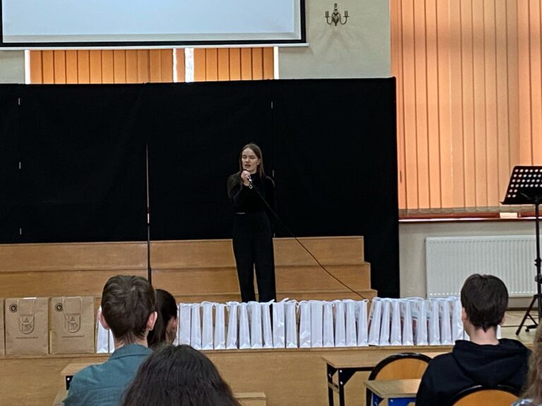 21.03.2024-XVI Powiatowy Konkurs z Literatury Fantasy — zdjęcie 73