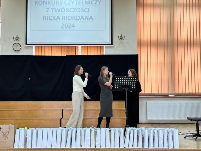 21.03.2024-XVI Powiatowy Konkurs z Literatury Fantasy — zdjęcie 11